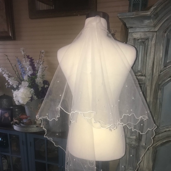 Beautiful vintage style veil without comb main image 8